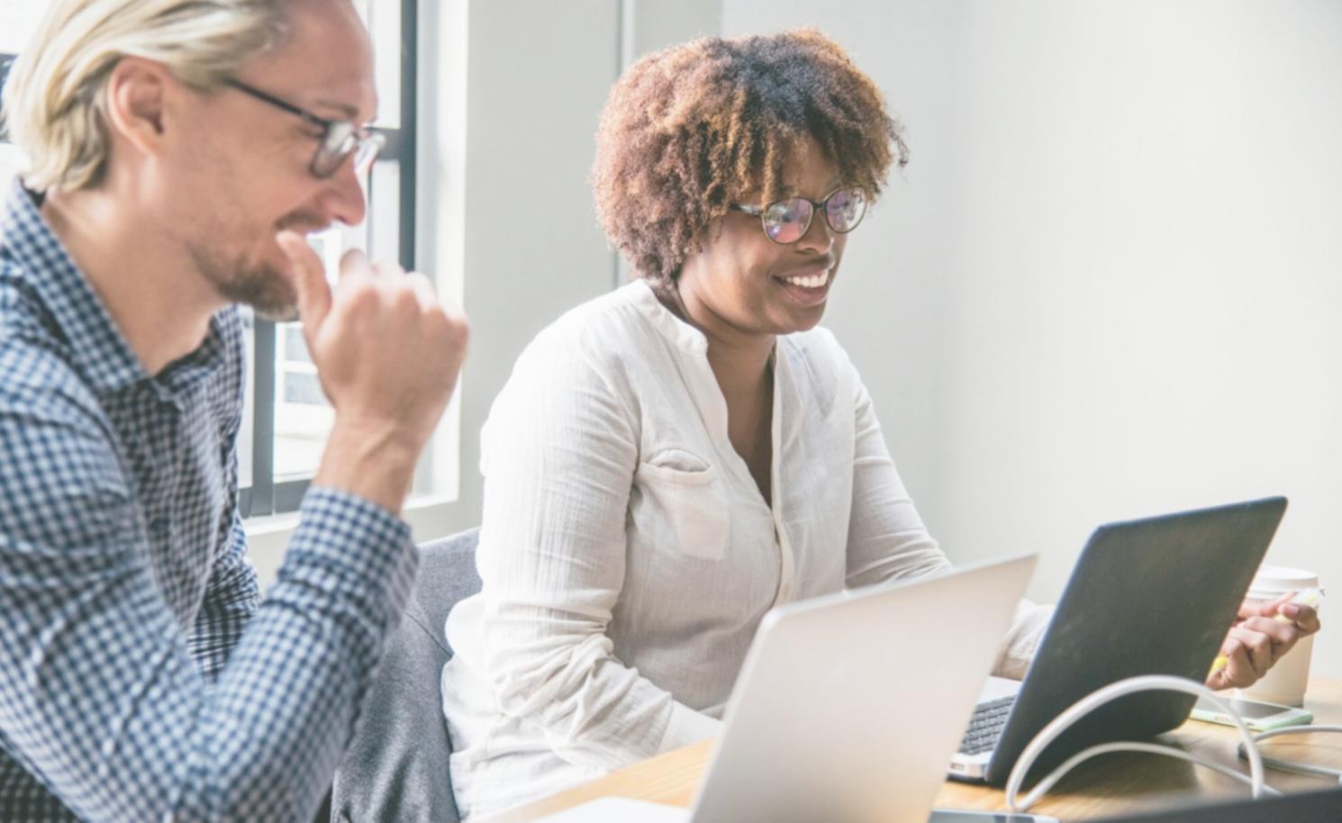 Échanges entre apprenants sur des cas pratiques